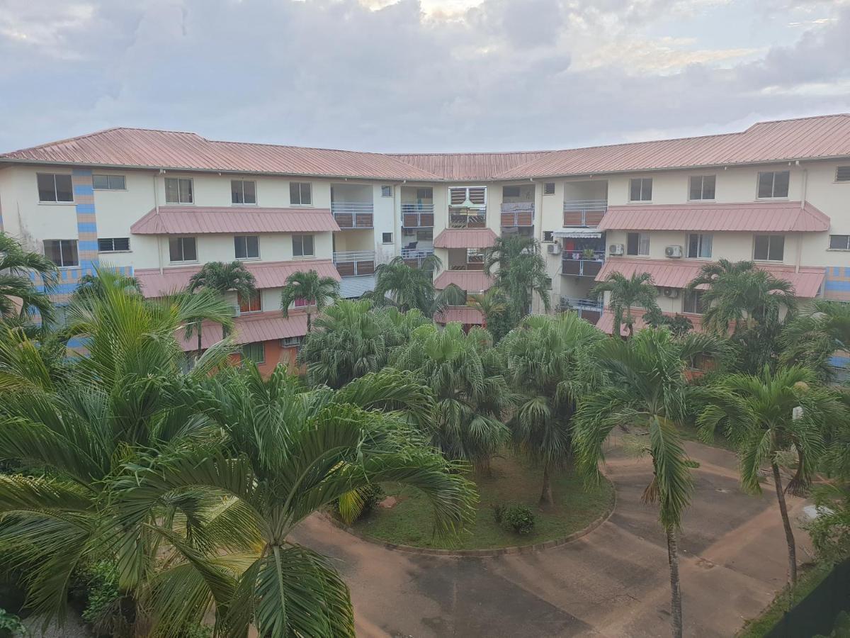 Le Jardin Secret Guyanais Avec Piscine Et Jardin De 70 M2 Apartment Cayenne Exterior photo